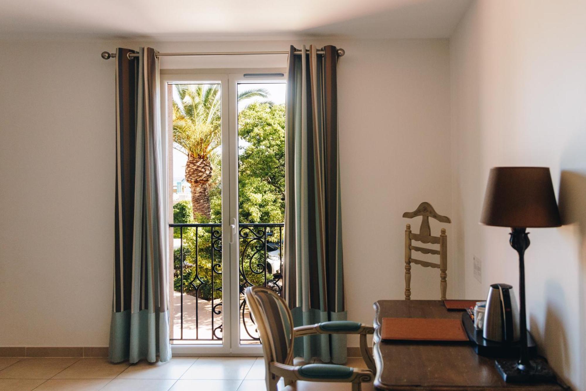 Hotel Liberata & Spa LʼÎle-Rousse Habitación foto