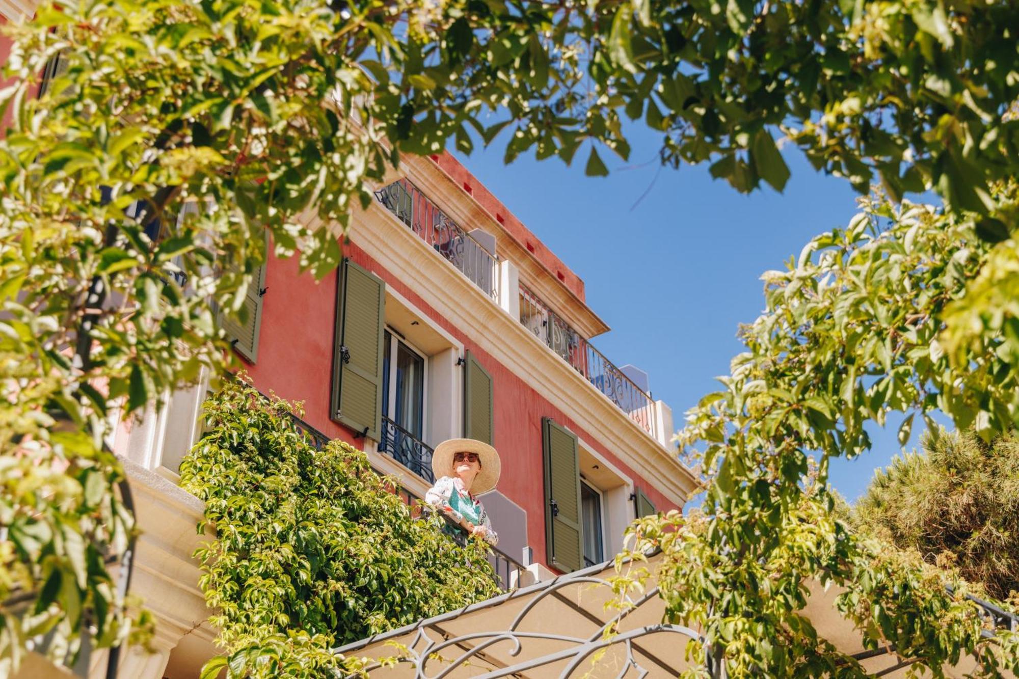 Hotel Liberata & Spa LʼÎle-Rousse Exterior foto