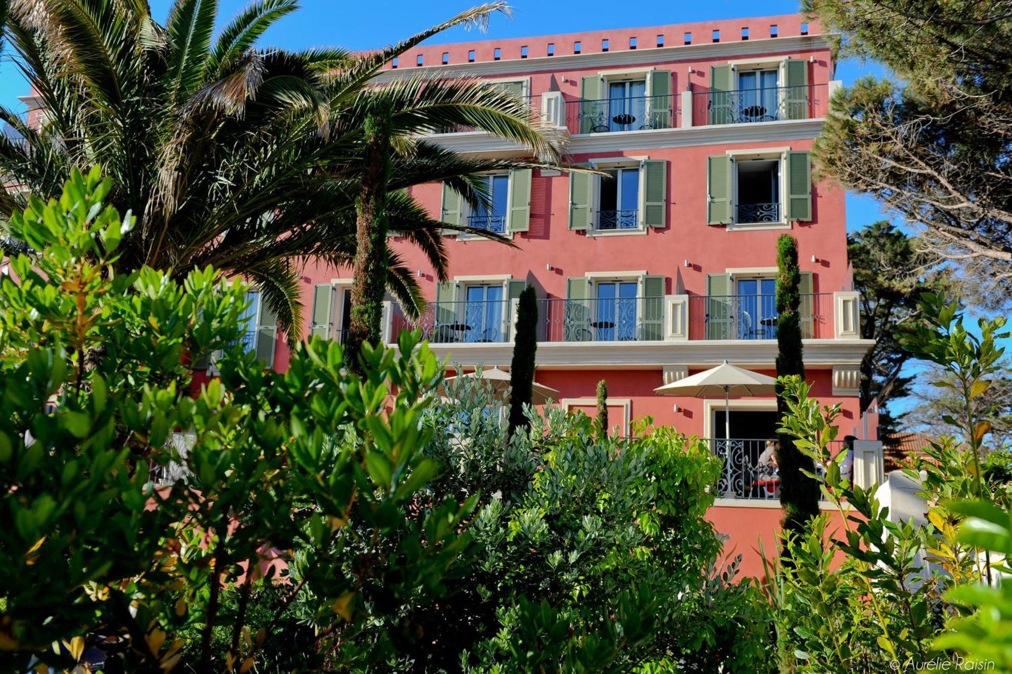 Hotel Liberata & Spa LʼÎle-Rousse Exterior foto